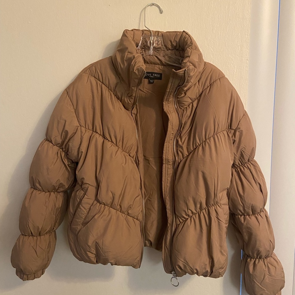 Love tree puffer jacket juniors size Large
